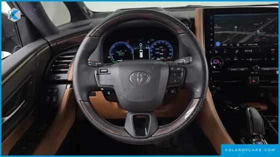 TOYOTA ALPHARD 2.5 HEV EXECUTIVE AWD