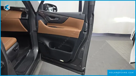 TOYOTA ALPHARD 2.5 HEV EXECUTIVE AWD