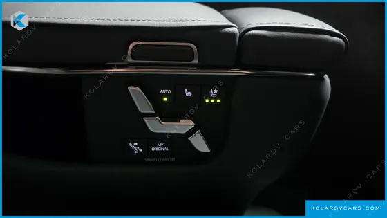 TOYOTA ALPHARD 2.5 HEV EXECUTIVE AWD