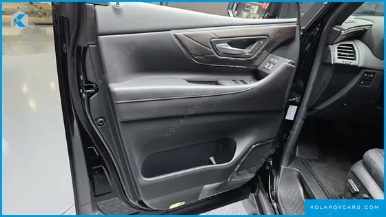 TOYOTA ALPHARD 2.5 HEV EXECUTIVE AWD