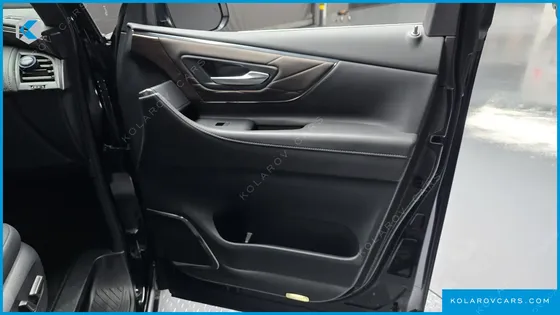TOYOTA ALPHARD 2.5 HEV EXECUTIVE AWD