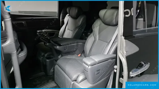 TOYOTA ALPHARD 2.5 HEV EXECUTIVE AWD