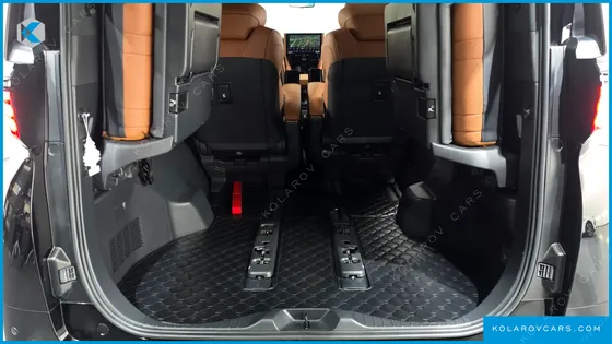 TOYOTA ALPHARD 2.5 HEV EXECUTIVE AWD