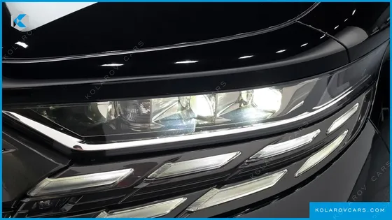 TOYOTA ALPHARD 2.5 HEV EXECUTIVE AWD