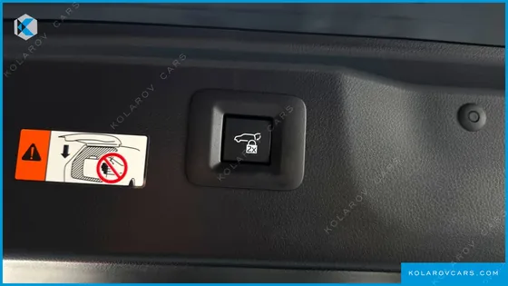 TOYOTA ALPHARD 2.5 HEV EXECUTIVE AWD