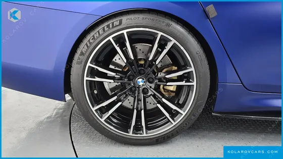BMW M5 M5 SEDAN