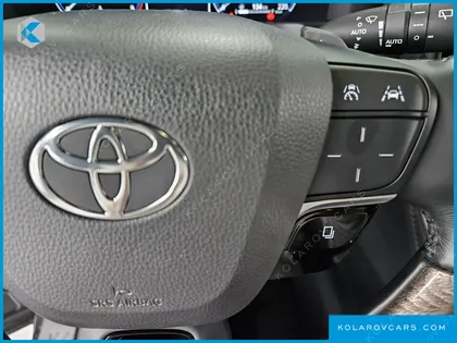 TOYOTA ALPHARD 2.5 HEV EXECUTIVE AWD