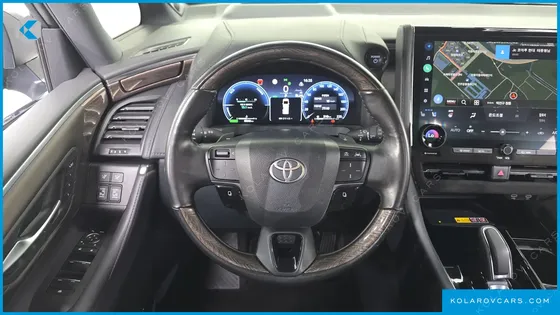 TOYOTA ALPHARD 2.5 HEV EXECUTIVE AWD