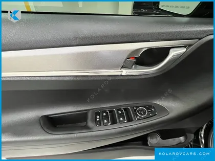 HYUNDAI GRANDEUR LE BLANC