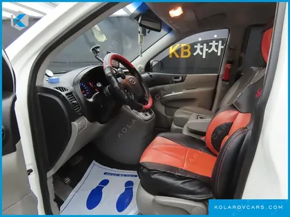 KIA CARNIVAL NEW CARNIVAL GLX