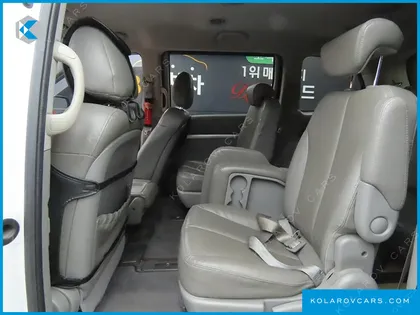 KIA CARNIVAL NEW CARNIVAL GLX