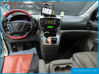 KIA CARNIVAL NEW CARNIVAL GLX