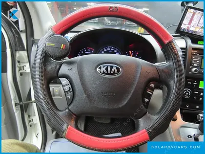 KIA CARNIVAL NEW CARNIVAL GLX