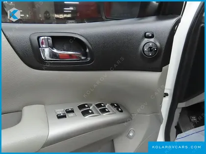 KIA CARNIVAL NEW CARNIVAL GLX