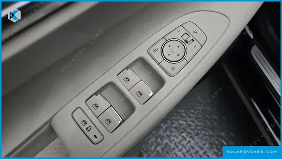 HYUNDAI GRANDEUR LE BLANC