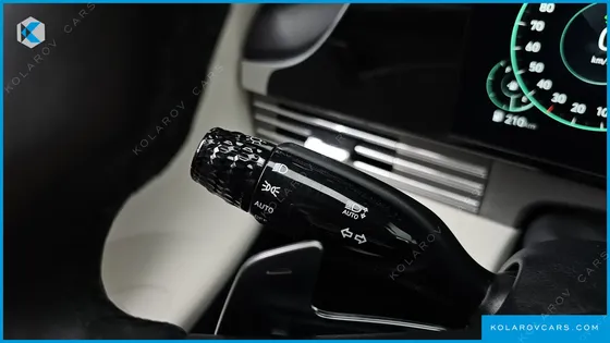HYUNDAI GRANDEUR LE BLANC