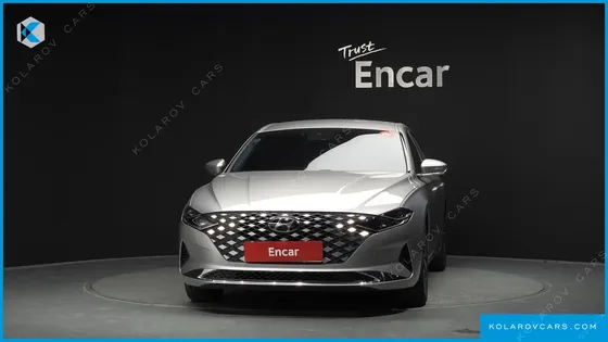 HYUNDAI GRANDEUR PREMIUM