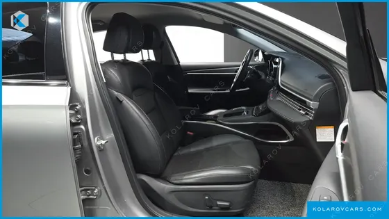 HYUNDAI GRANDEUR PREMIUM