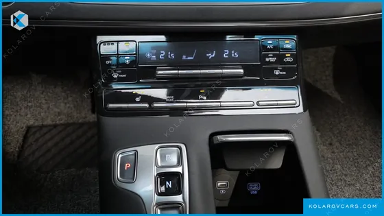 HYUNDAI GRANDEUR PREMIUM