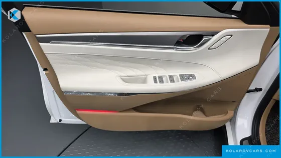 HYUNDAI GRANDEUR CALLIGRAPHY
