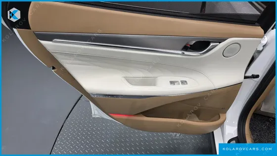 HYUNDAI GRANDEUR CALLIGRAPHY