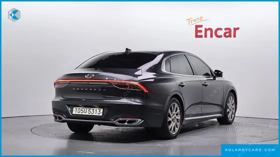 HYUNDAI GRANDEUR CALLIGRAPHY