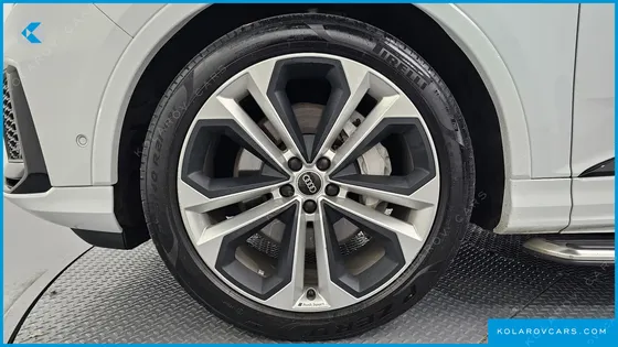 AUDI Q7 55 TFSI QUATTRO PREMIUM