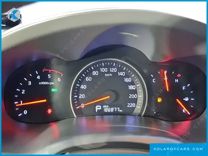 KIA CARNIVAL GRAND CARNIVAL GLX