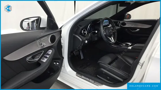 MERCEDES C-CLASS C300E 4MATIC AMG LINE