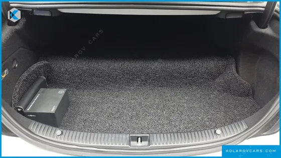 MERCEDES C-CLASS C300E 4MATIC AMG LINE