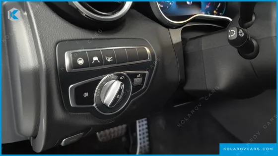 MERCEDES C-CLASS C300E 4MATIC AMG LINE