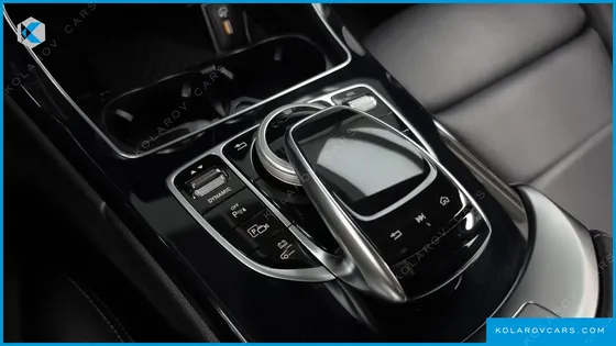 MERCEDES C-CLASS C300E 4MATIC AMG LINE