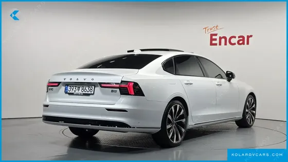 VOLVO S90 B5 ULTRA DARK