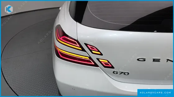 GENESIS G70 GASOLINE 2.5T 2WD