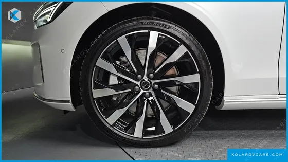 VOLVO S90 B5 ULTRA BRIGHT AIR SUS