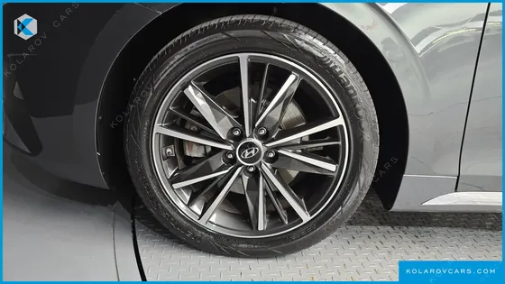 HYUNDAI GRANDEUR 2.5