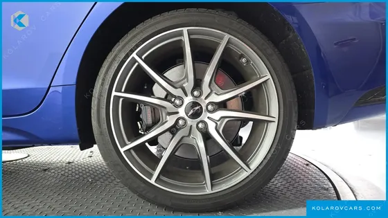 GENESIS G70 GASOLINE 2.5T 2WD