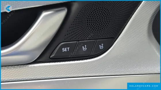 GENESIS G70 GASOLINE 2.5T 2WD