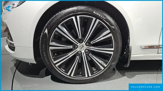 VOLVO S90 B5 INSCRIPTION