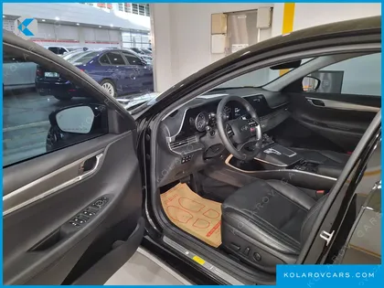 HYUNDAI GRANDEUR 3.0 LPI RENT CAR