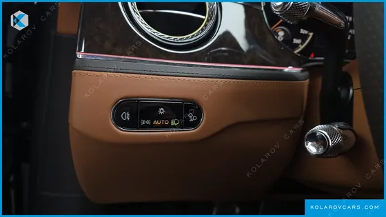 BENTLEY FLYING SPUR 4.0