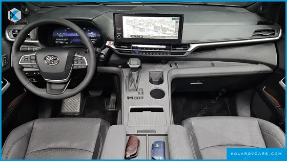 TOYOTA SIENNA 2.5 HYBRID 2WD