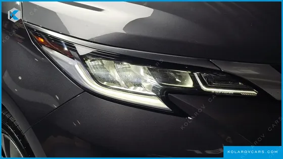 TOYOTA SIENNA 2.5 HYBRID 2WD