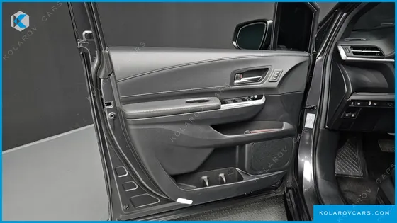 TOYOTA SIENNA 2.5 HYBRID 2WD