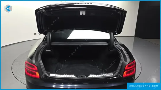 BENTLEY FLYING SPUR 4.0