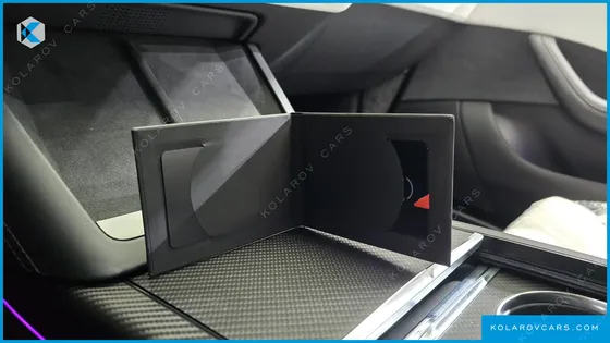 TESLA MODEL S PLAID