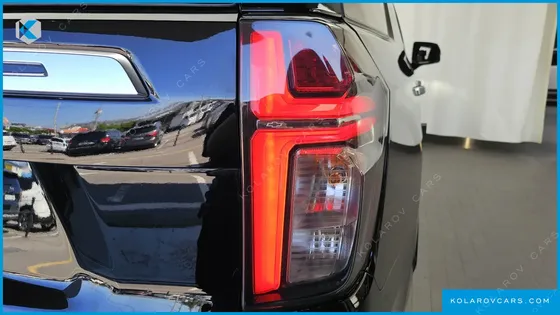 CHEVROLET (GM DAEWOO) TAHOE 6.2 DARK KNIGHT 4WD
