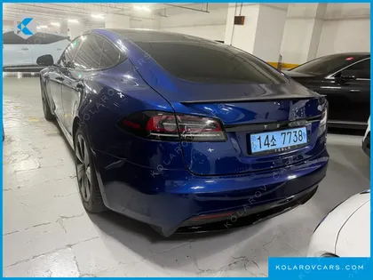 TESLA MODEL S PLAID