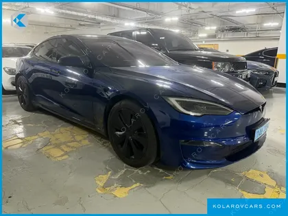 TESLA MODEL S PLAID