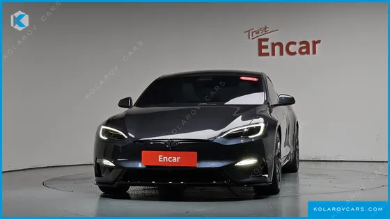 TESLA MODEL S PLAID